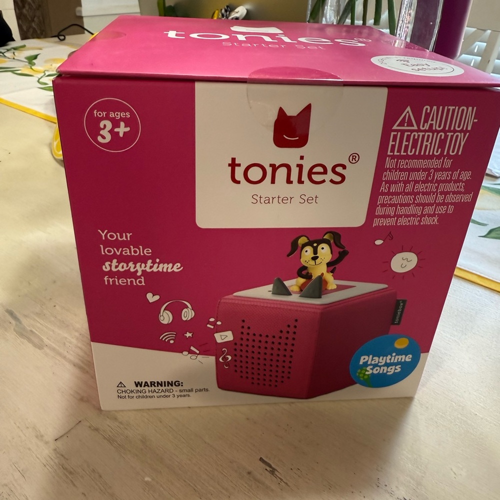 Tonies Starter Set in Pink NIB